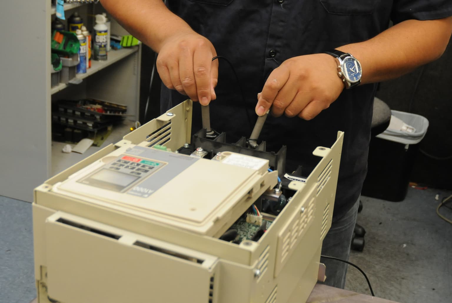 Inspection of industrial electronic repair component